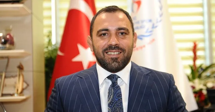 Gençlik ve Spor Bakan Yardımcısı Hamza Yerlikaya, Şınav akımı başlattı