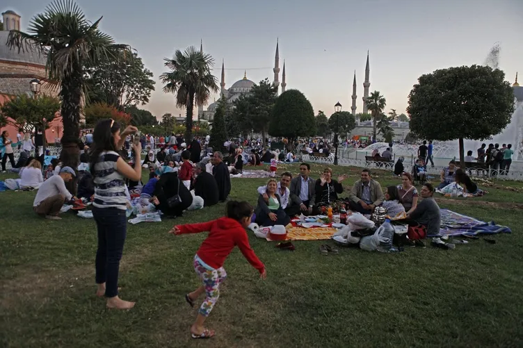En kısa oruç tutacak olan il belli oldu! Diyanet il il imsakiyeyi yayımladı
