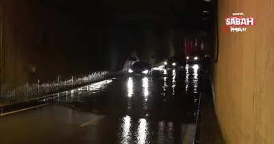 Üsküdar’da sağanak sonrası alt geçidi su bastı | Video
