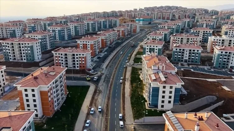 SON DAKİKA | Enkazın altında devlet değil onlar kaldı! Depremde devlet zamanla yarışırken onlar algı peşindeydi