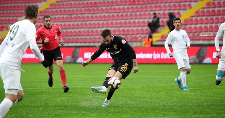 Kayserispor: 3 - Manisa FK: 2 Maç sonucu