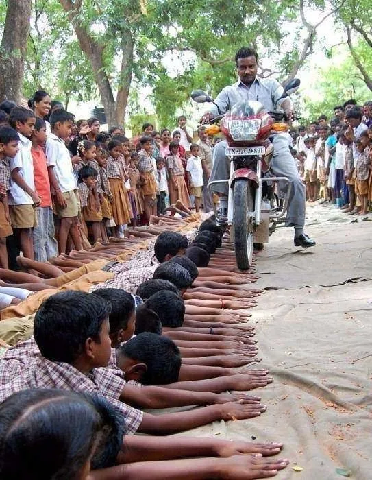 Görüntüler Hindistan'dan! Sosyal medya onları konuştu