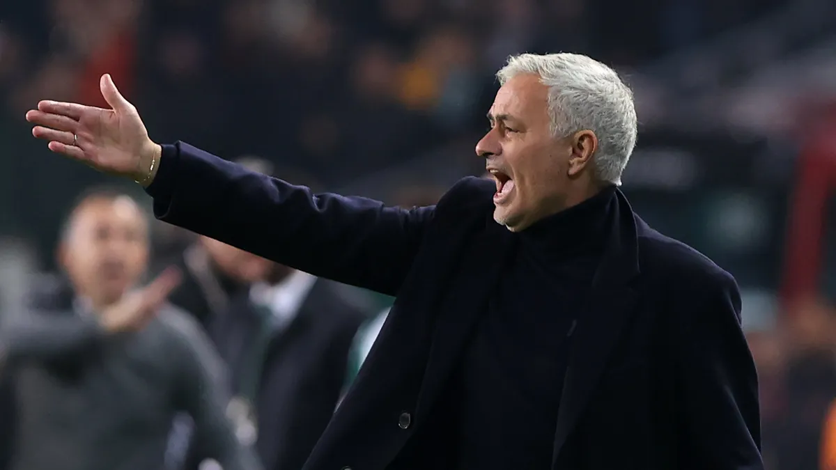 Mourinho’dan Galatasaray’a gönderme! Bazı maçların kaderi önceden belirleniyor… Mourinho’dan Galatasaray’a gönderme! Bazı maçların kaderi önceden belirleniyor…