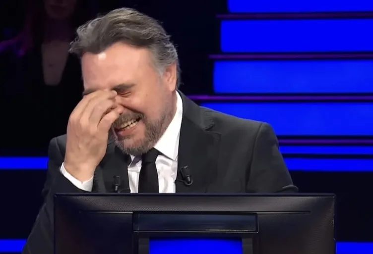 Kim Milyoner Olmak İster’e katılan yarışmacı tarzıyla gündem oldu! Yarışmacının tepkileri Oktay Kaynarca’yı gülme krizine soktu! ’Bir an kaç yılında olduğumu unuttum