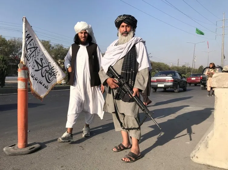 Afganistan’dan son dakika: Taliban Başkanlık Sarayı’nda! BM toplanıyor