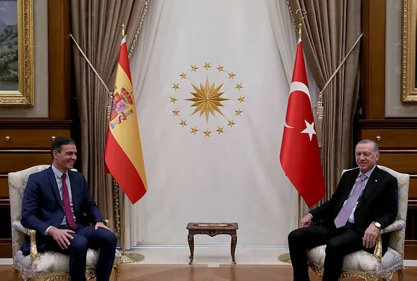 son-dakika-baskan-recep-tayyip-erdogandan-onemli-aciklamalar-1637162466762.jpg