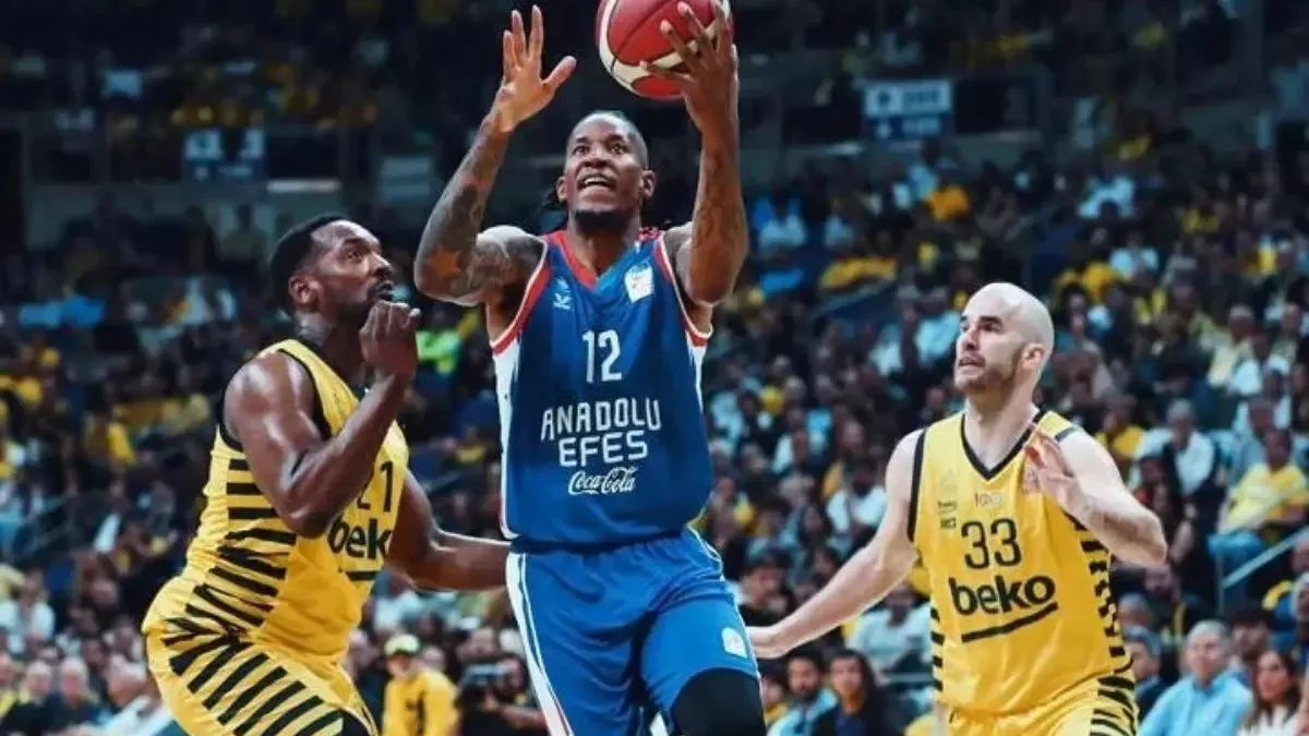 Anadolu Efes – Fenerbahçe Beko maçı ne zaman, saat kaçta ve hangi kanalda? EuroLeague 6. hafta karşılaşmasında geri sayım!