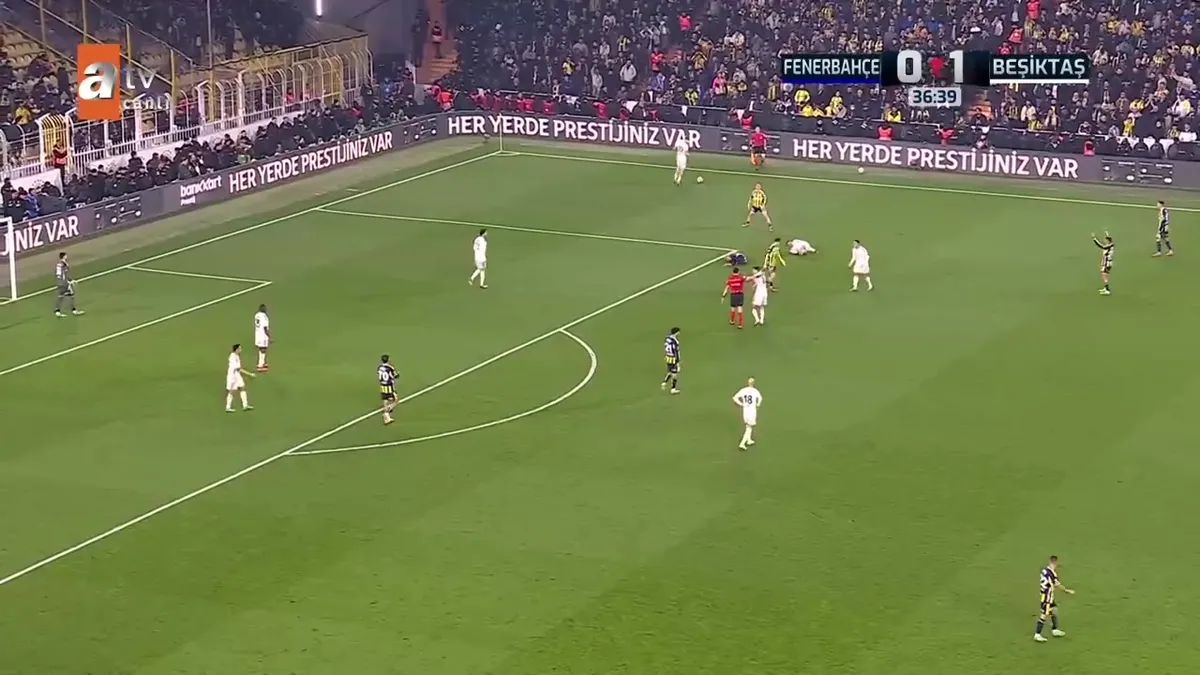 Fenerbahçe 1-2 Beşiktaş (MAÇ SONUCU-ÖZET) videosunu izle Fenerbahçe 1-2 Beşiktaş (MAÇ SONUCU-ÖZET) videosunu izle