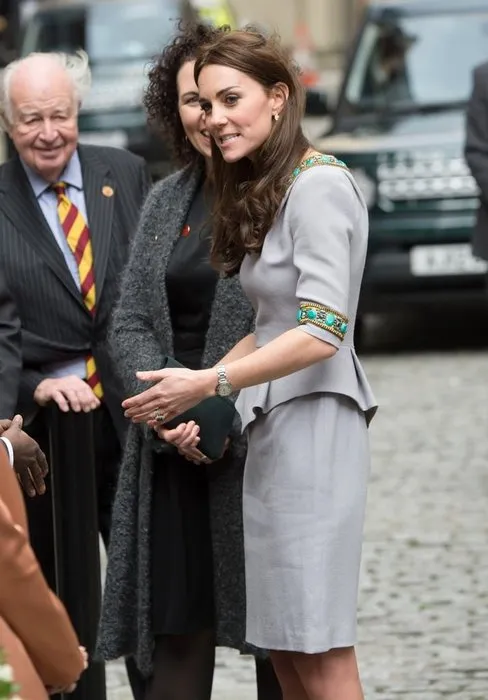 Prenses Kate göz kamaştırdı!