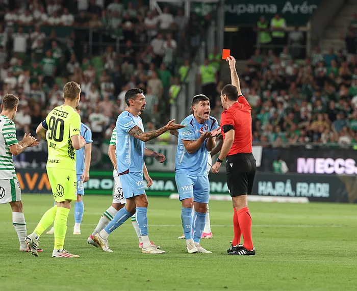 canli-izle-ferencvaros-trabzonspor-maci-atvde-ikinci-yari-oynaniyor-1787861419371.jpeg