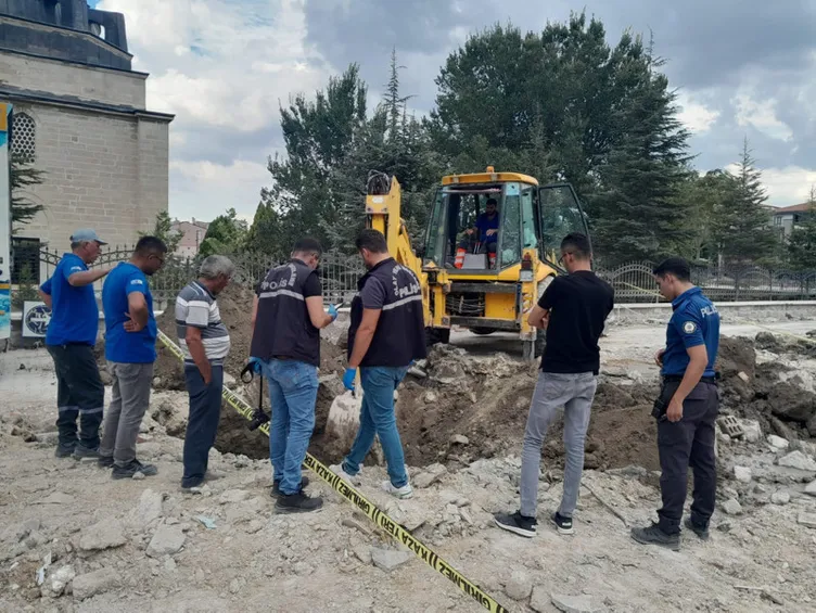 Konya’da kentsel dönüşüm yıkımı sırasında şoke eden manzara: 3 kafatası ve iskelet…