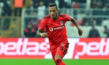 Son dakika: Beşiktaş’ta Adriano ülkesine dönmek istiyor