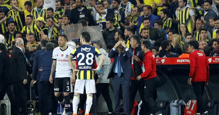 Fenerbahçe’nin savunma planı Emsal var devam etmeli