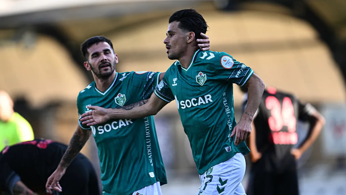 Iğdır FK, Batman Petrolspor'u 2 golle geçti!
