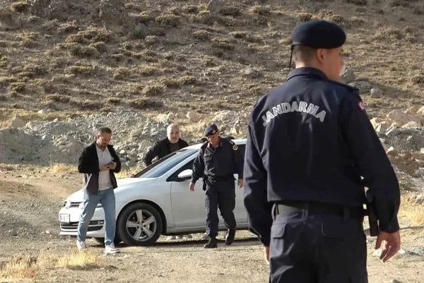aksarayda-yurek-burkan-olay-8-ay-once-arkadasi-engel-olmustu-genc-adam-canina-kiydi-1777980490679.jpg