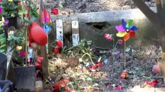 mattia-ahmet-minguzzinin-tahrip-edilen-mezari-eski-haline-getirildi-1744284833036.jpg