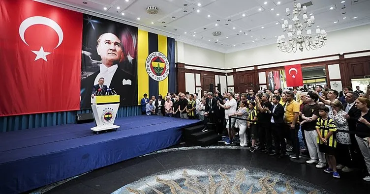 Fenerbahçe’de geleneksel bayramlaşma töreni yapıldı