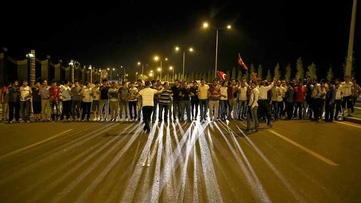 FETÖ'nün kanlı darbe girişimi böyle geldi! 17/25 Aralık kumpasından 15 Temmuz ihanetine