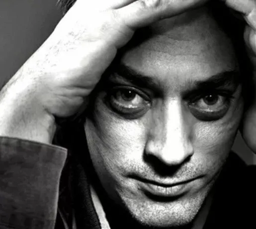 Dünyaca ünlü yazar Paul Auster’in oğlu bebeğini öldürmekten tutuklandı! Küçük kızın adli tıp raporu dehşete düşürdü