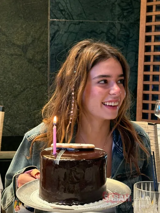 Eski eşler bir arada...Acun Ilıcalı, 21 yaşına basan kızı Leyla’nın doğum gününü böyle kutladı!