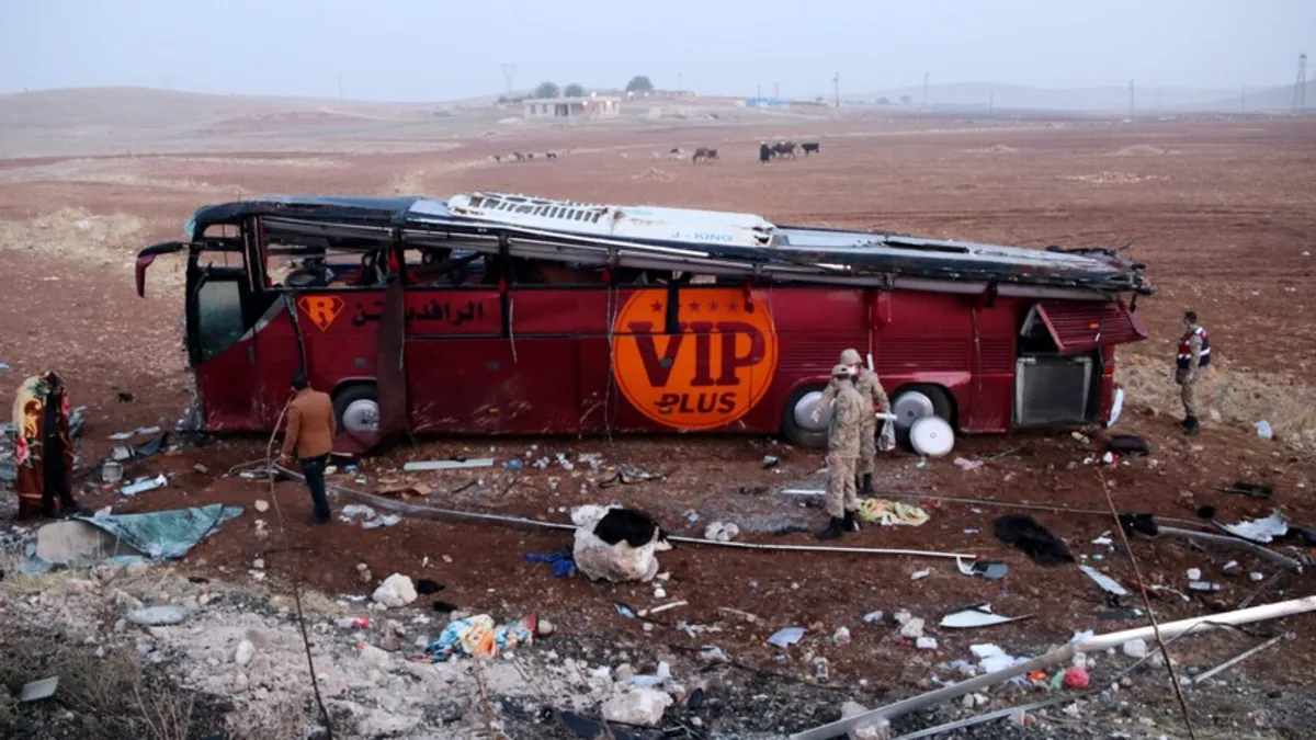 Irak’ta feci kaza: Yolcu otobüsü can pazarına dönd