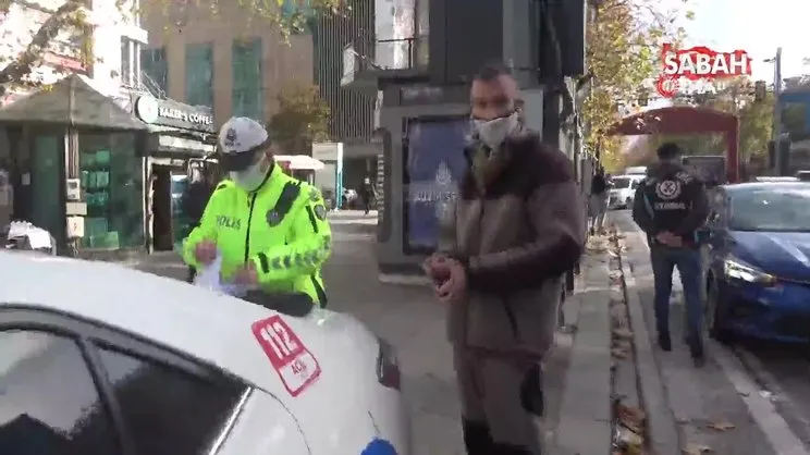 Kadıköy'de valilik kararını delen scooter sürücüsünden gazeteciye tepki | Video