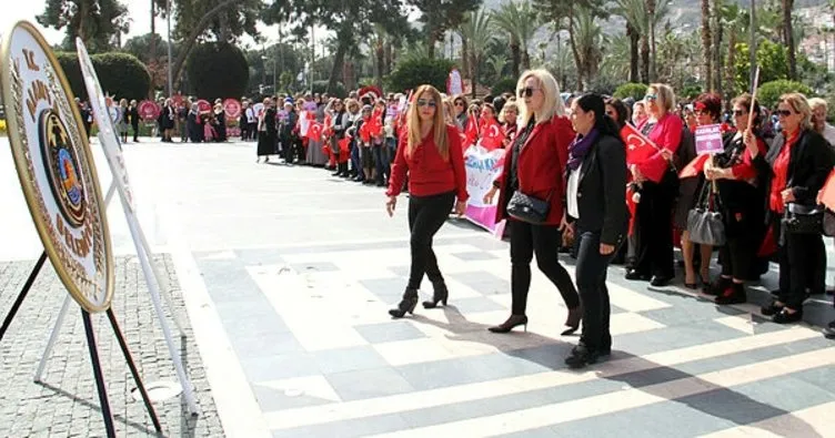Alanya’da ‘Dünya Kadınlar Günü’ törenle kutlandı