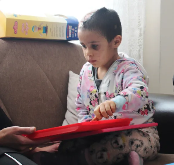 son-dakika-haberi-gaziantepteki-pitbull-saldirisinda-yeni-gelisme-minik-asiye-ates-agir-yaralanmisti-1645515808420.jpg
