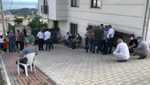 kocaelide-eski-damat-dehseti-kayinpederini-oldurup-4-kisiyi-yaraladi-1626881462146.jpg