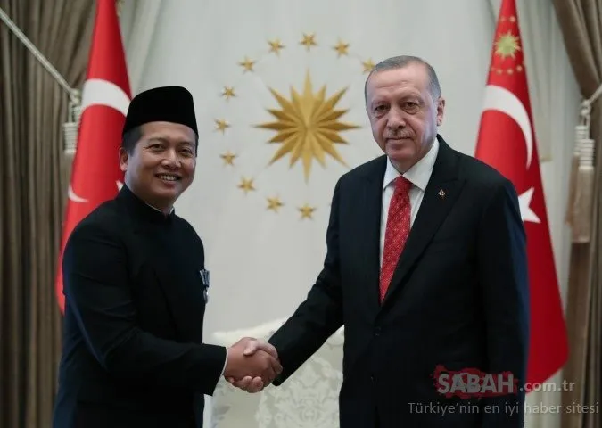 Endonezya’nın Ankara Büyükelçisi Lalu Muhammed İkbal’den Başkan Erdoğan’a güven mektubu.