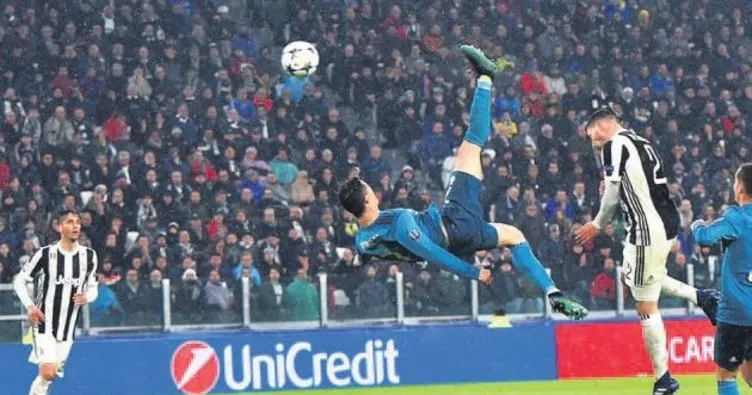 Cristiano Ronaldo’nun fendi Juventus&Buffon’u sahadan sildi
