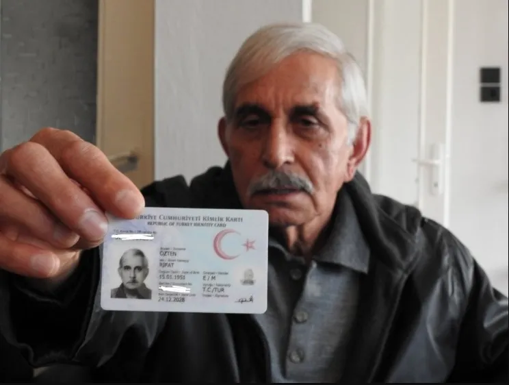 Manisa’da fıkra gibi olay! Tapu dairesine gitti hayatının şokunu yaşadı! Meğer ben yaşayan bir ölüymüşüm!