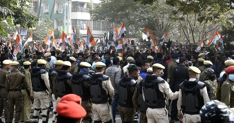 Hindistan’da yeni tarım yasalarına karşı düzenlenen çiftçi protestoları 55. gününe girdi