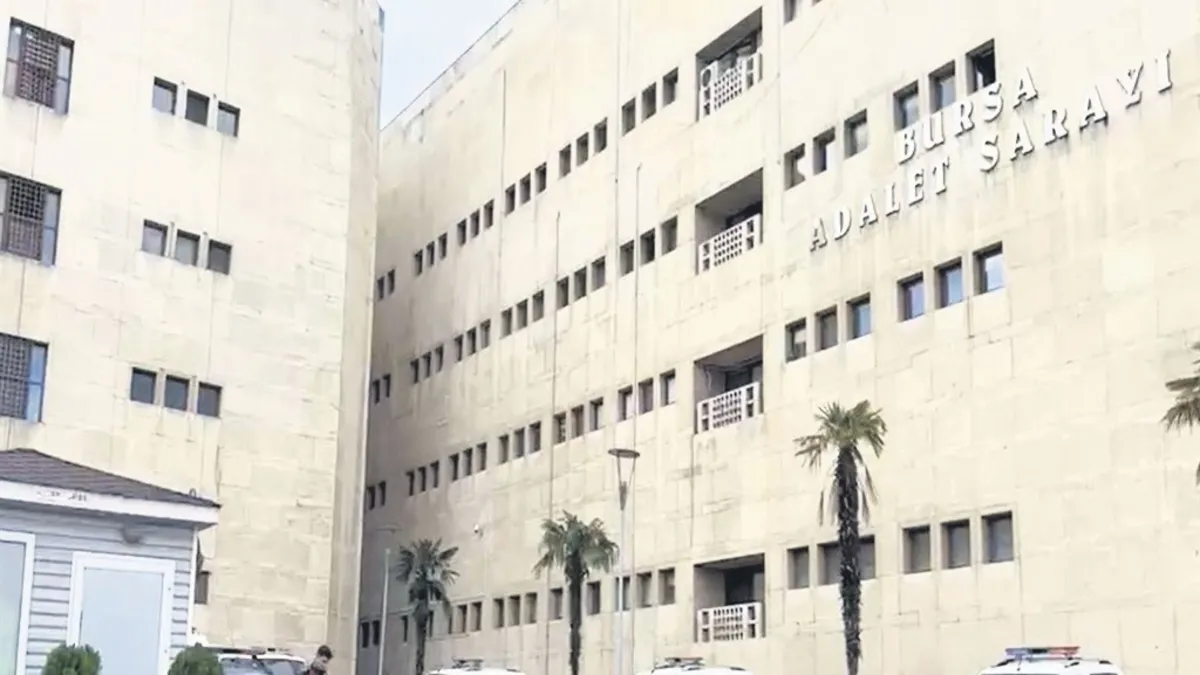 İmar ve rüşvet vurgununda Başkan Bozbey’e tutuklama İmar ve rüşvet vurgununda Başkan Bozbey’e tutuklama