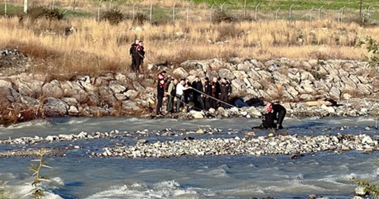 Hatay’da çaya düşen çocuk can verdi!