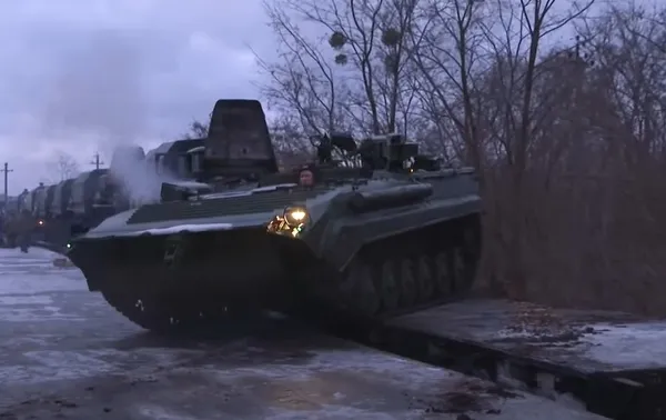 rusya-ukrayna-savasi-basliyor-mu-tank-ve-fuzeler-konuslandi-1642575107104.jpg Rusya-Ukrayna savaşı başlıyor mu? Tank ve füzeler konuşlandı!