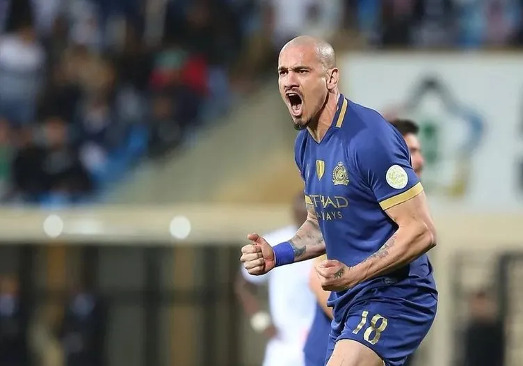 Galatasaray'a transfer müjdesi! Pazarlıklar başlıyor