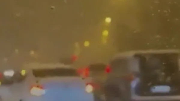 İstanbul’da kara saplanan sürücüler isyan etti: Hiç tuzlama yapmamışlar | Video