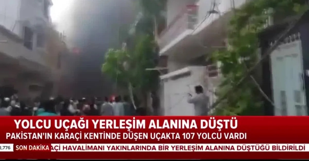 Pakistan'da yolcu uçağı düştü videosunu izle | Sabah TV