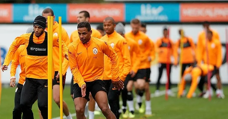 Galatasaray’da Porto maçı hazırlıkları sürüyor