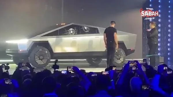Elon Musk, Tesla'nın yeni aracı Cybertruck'ın tanıtımında böyle rezil oldu!