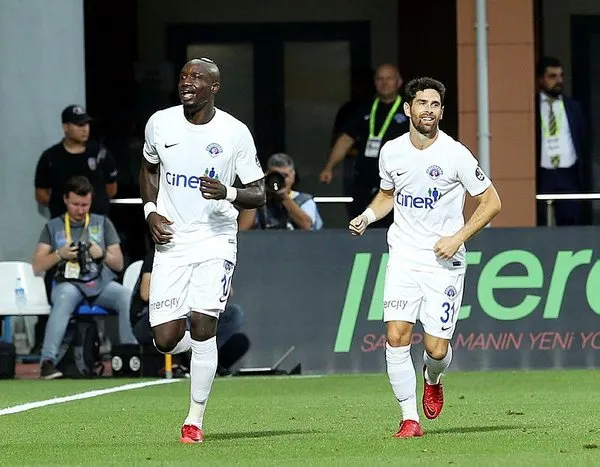 Süper Lig'in yeni yıldızı: Kasımpaşalı Mbaye Diagne