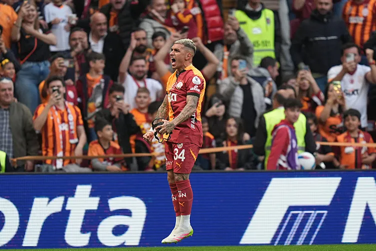 Victor Osimhen kariyer rekorunu kırdı! Galatasaray - Sivasspor maçı sonrası...