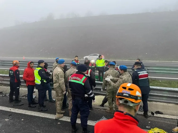 Son dakika: Sakarya'da korkunç kaza! 10 kişi hayatını kaybetti 57 kişi ise yaralandı