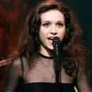 Dinle adlı şarkı üçüncü oldu.