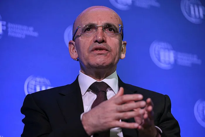 bakan-simsekten-abdde-turkiye-ekonomisi-aciklamasi-ovp-guclu-ve-guvenilir-1713414134307.jpg