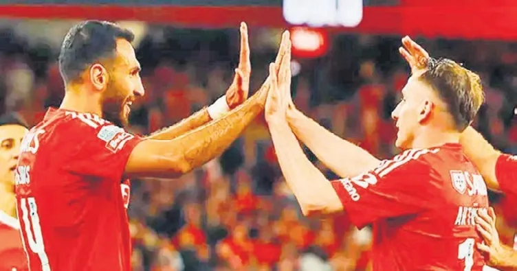 Hem oynayacak hem oynatacak