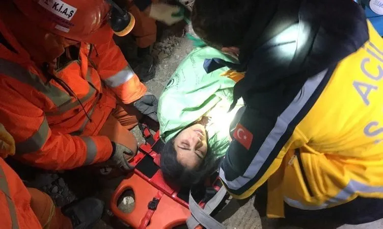 SON DAKİKA: Deprem’de 90. saat mucizesi! 10 günlük Yağız bebek ve annesi herkesi ağlattı