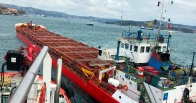 İstanbul Bogazı’nda arızalanan gemi Ahırkapı’ya çekildi
