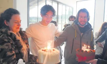 Hakim setinde yaş günü